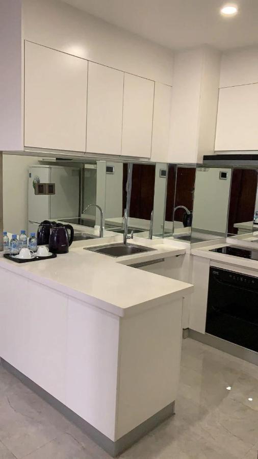 Eastland Hotel & Apartment Phnom Penh Dış mekan fotoğraf